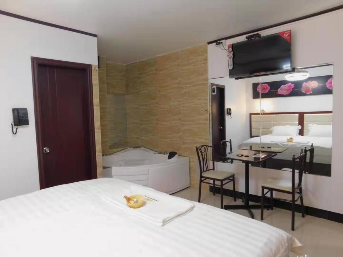 Sunshine Hotel Ліма Екстер'єр фото